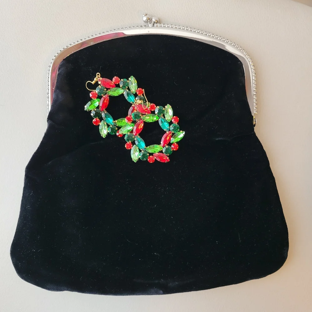 Mel-Ton Vintage Black Velvet Foldover Clutch Evening Bag Purse ~ 1950s-1960s (?)